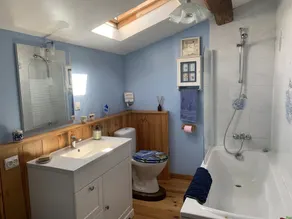 Quiet, Characterful Cottage in Countryside - Image 4