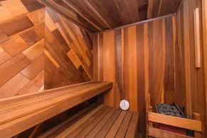 Award-Winning Ritz Carlton Golf Green Estate|Sauna|Interior Pool|Jacuzzi|Gym|Mountain Views - Image 2