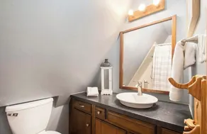 Cozy Apline Cottage-perfect getaway for year-round fun - Image 4
