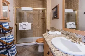 Juniper Springs Lodge #413 - Luxury Ski in Ski out! 2 Bedroom - Image 4