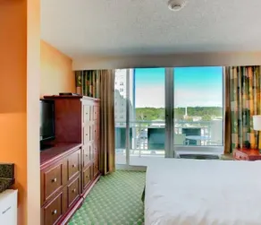O.Beach Club, Ocean View Studio · Ocean Front Studio Suite! - Image 4