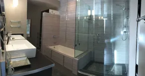 Elegant and Contemporary Downtown Home with Cozy Feeling and Private Pool - Image 2