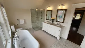 6 BR, 4 BA Victorian Mansion 1 Mile from DT Minneapolis - Pool/Hot Tub/Sauna/Gym - Image 4
