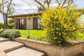 Villa mit Grill, Garten und privatem Pool - Image 2