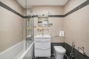 1B Apartment next to Cromwell Rd Hospital - Image 2