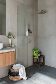 Architectural Luxury Retreat in Rainforest Reserve - Image 4