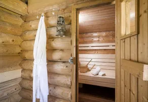 Casa de vacaciones 'Hirschhäusl' con vistas a la montaña, terraza, sauna y Wi-Fi - Image 2