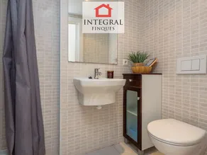 Charming Ground Floor Apartment Near Platja Gran – Ideal for Families, A/C, Parking, WiFi - Image 4
