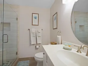 SP12220 - 2 Bed, 2.5 Bath Bright and Sunny South-Facing condo with ocean views, - Image 4