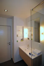 Newly designed apartment for 2-4 persons, lake access and WLAN free of charge - Image 2