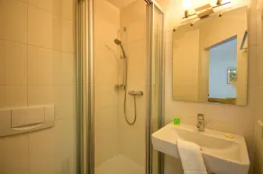 Apartment in Apart-Hotel complex, panoramic views, sunny location, swimming pool - Image 3