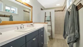 Nautical Themed - Downtown Boyne City Getaway Close to the Lake - Image 3