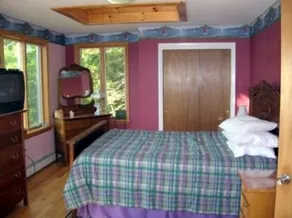 Schönes und ruhiges Cottage mit 230 'Fassade in Gun Point Cove - Image 2