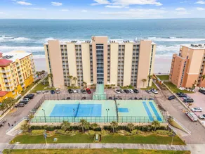 Shores Club 806 - Image 3