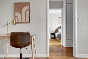 Bright Evanston 1BR, 1 mile to Northwestern campus, by Blueground - Image 3