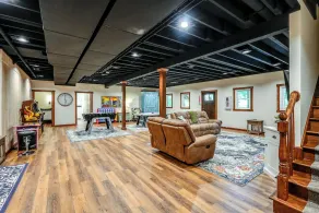 Lakes, Waterfall, Basketball Court: Family Getaway 5-7 bedrooms - Image 5