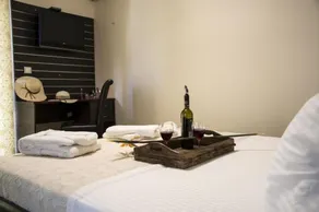 \"Villa Kastro\" avec vue sur la mer, piscine privée, jardin et balcon. - Image 4