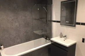 Beautiful 3-Bed Apartment in Gourock - Image 2