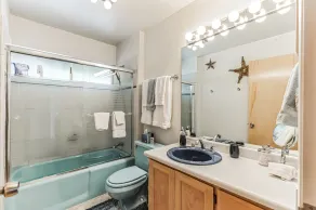 Warm and Cozy Mountain and Lake View Haven cottage - Image 3