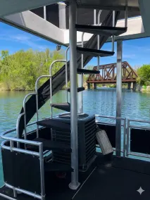 Péniche à l'embouchure du lac Seneca! - Image 2