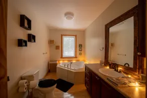 Chalet De Papa (Hot Tub & Perfect Ski Cottage) - Image 2