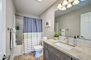 Modern, 4 bedroom / 3.5 bathroom, spacious, kid-friendly, water views - Image 5