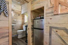  Cozy Tiny House! Small But Mighty ~ Comfy & Gorgeous Location - Image 2