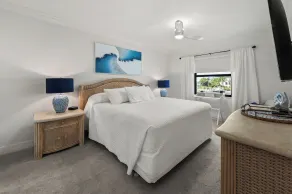 # 1342 Sanibel Moorings Dock Voir - Image 5