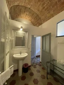 Cosy apartment for 4 people with WIFI, TV and pets allowed - Image 4