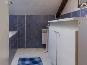 Charming Renovated Cottage Near Salterns, Close to Beach, Garden, Baby-Friendly, Sleeps 5 - Image 2