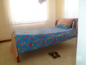 Private Home 4 bedrooms 4.5 bathrooms - Image 4