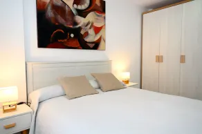 OFFRE 4 PIÈCES, CLIMATISATION, WI-FI GRATUIT, SPACIEUSE, TRÉS CONFORTABLE, MÊTRO - Image 5