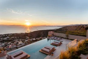 Deluxe Suites by Saronida Hills - Image 3