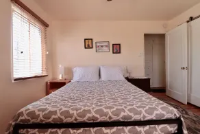 Cute and spacious 1 bedroom in a great location - Image 5