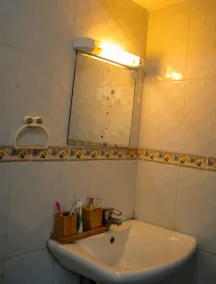 Luxurious 3 bedroom apartment in Nakuru CBD area - Image 4