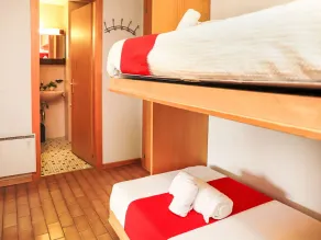 Angenehme Wohnung für 4 Leute mit  W-LAN, TV, Balkon und Haustiere erlaubt - Image 4