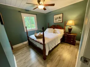 Enchanting three bedroom river front cottage - Image 4