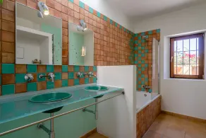 Bondehus med privat pool. Licens ET0743E - Image 2