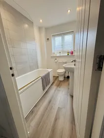 Penuel 3-bedroom house in Central Sutton-in-Ashfield - Image 4
