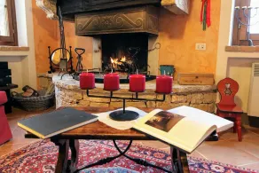 Il Roseto In Collazzone, Umbria - Image 2
