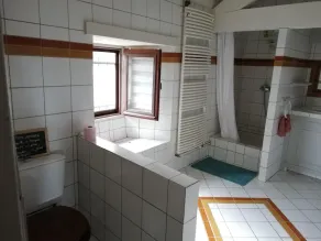 Les Hauts de Malarce : ancien mas ardéchois avec vue exceptionnelle et piscine. - Image 3