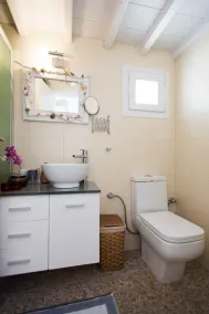 Beautiful Apartment With Amazing View, In Mykonos Old Town - Image 4