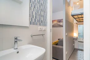 Studio \"Glicine\" with Balcony and Air Conditioning - Image 2