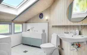 Stunning Home In Strøby With Wifi - Image 2