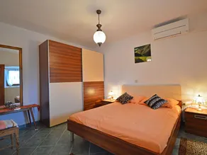Lovely apartment for 6 people with WIFI, A/C, TV, terrace and pets allowed - Image 5