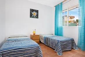 2BRIS01 - Cozy house with private pool and 5 bedrooms located in a quiet area - Image 4
