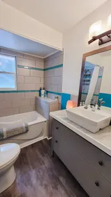 Connected Hearts Home - Entire Guest Suite on Lovely Pender Island, BC! - Image 4