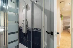 Impresionante apartamento de 3 dormitorios cerca del centro de la ciudad y la playa - Image 4