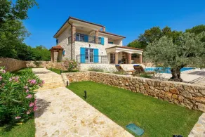 Luxurious villa with pool and beautiful garden - TRAVELER Reiseburo Krk - ID 2382 - Image 5