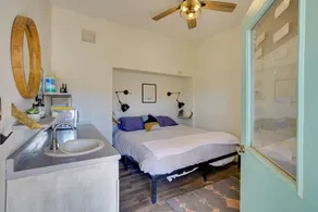 Endless Adventure! Red Rock Suite w/ River Access - Image 4